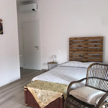 R&b Midora מודנה