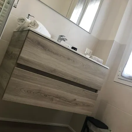 R&b Midora 4* מודנה