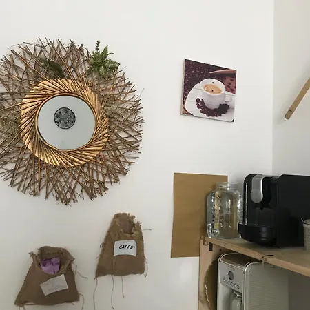 לינה וארוחת בוקר R&b Midora מודנה