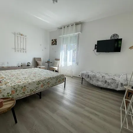 Midora 4*