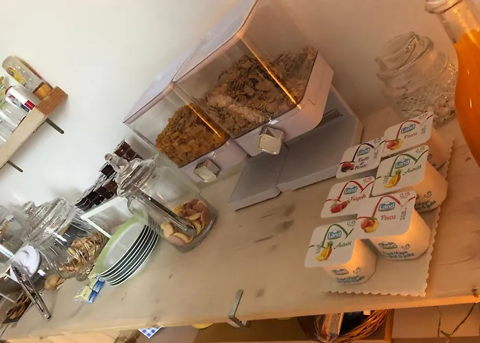 R&b Midora فندق مبيت وإفطار مودينا