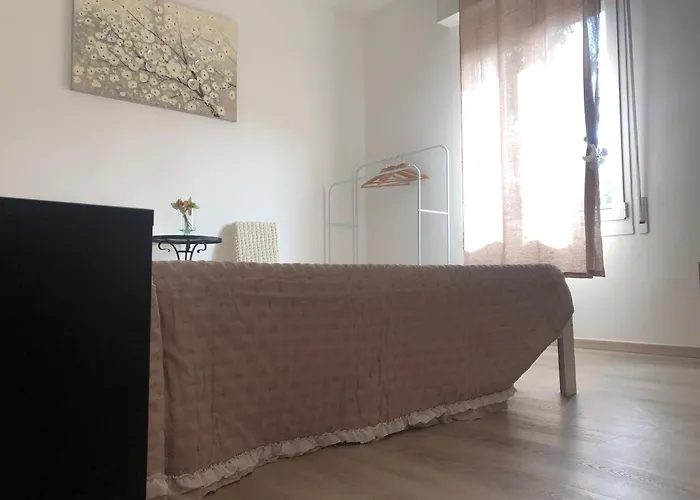 فندق مبيت وإفطار R&b Midora